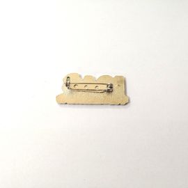 Het ronde Metaaletiket plateert het Gouden/Zilveren Kenteken die van de Kleurenspeld Vrij Ontwerp plateren