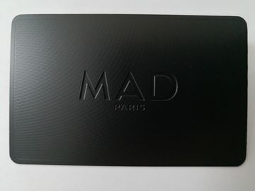 Black metalvisitekaartjes met het Glanzende UVcomité van de Druk Schrijvende Handtekening