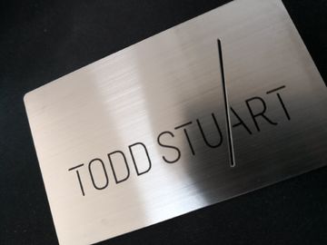Douane 89x54x0.8mm Zilveren Geborsteld Gegraveerd het Metaalvisitekaartje van de Laserbesnoeiing Embleem
